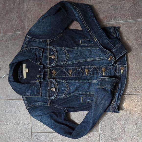 Jean jacket - Picture 1 of 5